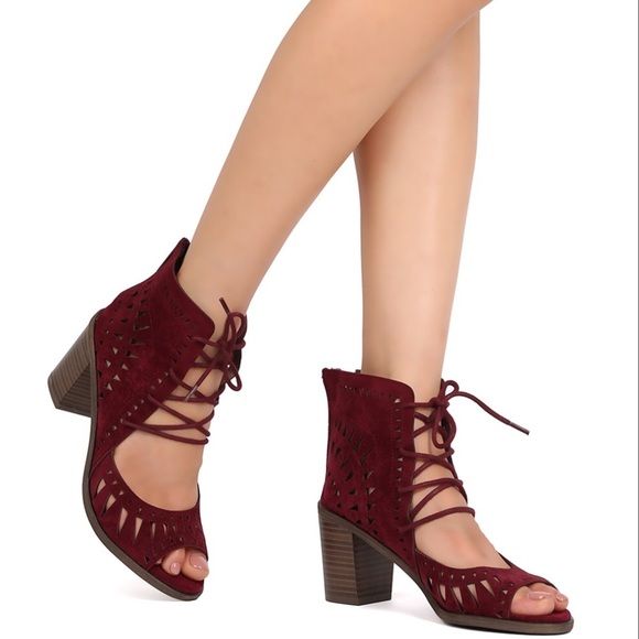 Breckelles Gabby-11 Faux Suede Peep Toe Perforated - Picture 2 of 11